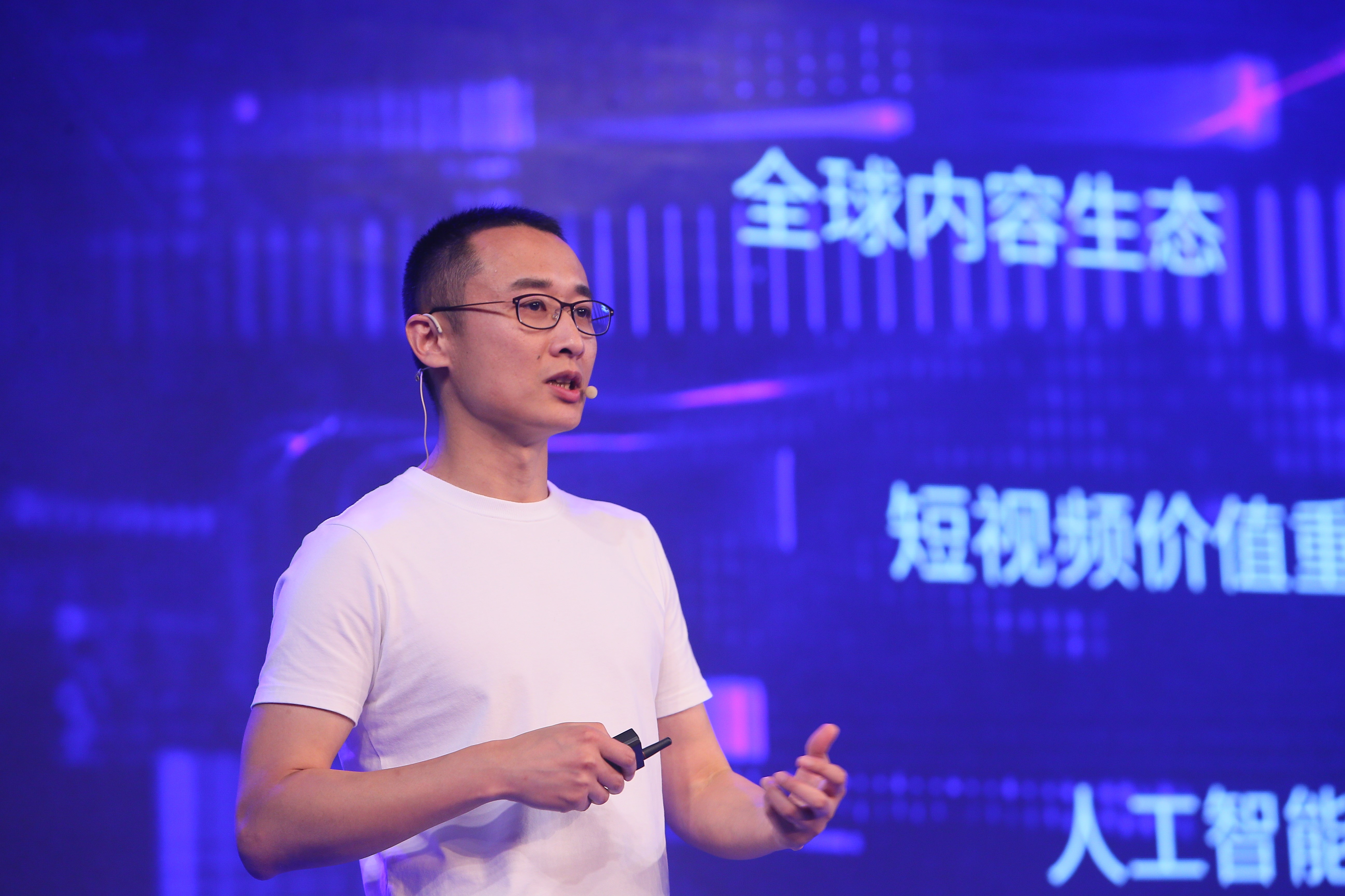 1527048312191213.jpg 王曉東.jpg